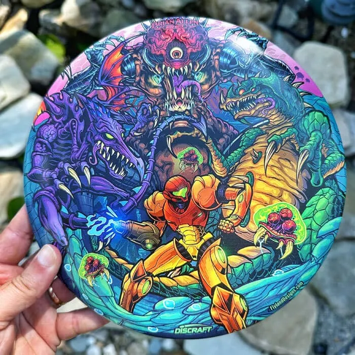 FlylLand Designs Metroid SuperColor Buzzz discgolfdisc signerad