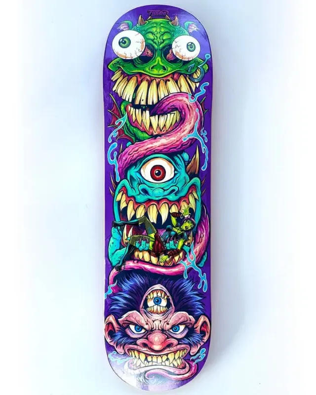 FlylLand Designs Monster Face skateboard trä signerad 25 ex