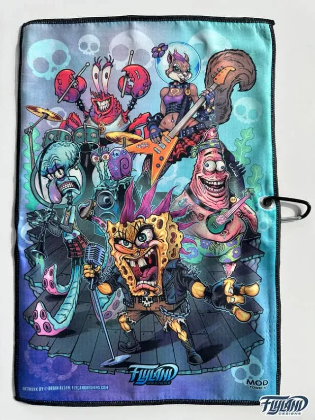 FlylLand Designs Heavy Metal SpongeBob discgolfhandduk dubbelsidig